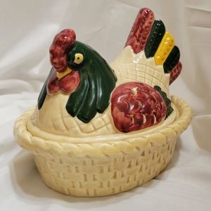 Vtg Metlox Poppytrail Provincial 2 Pc Covered Chicken Hen on Nest